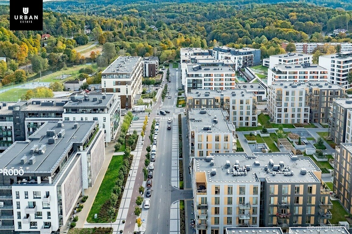 Parduodamas 5 kambarių butas Vilniuje, Markučiuose, Manufaktūrų g.