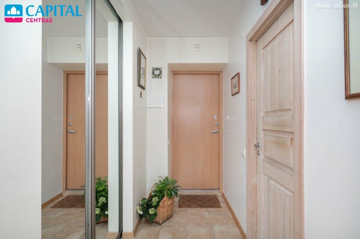 Продается 2 комнатная квартира Vilniuje, Filaretuose, Peteliškių g.