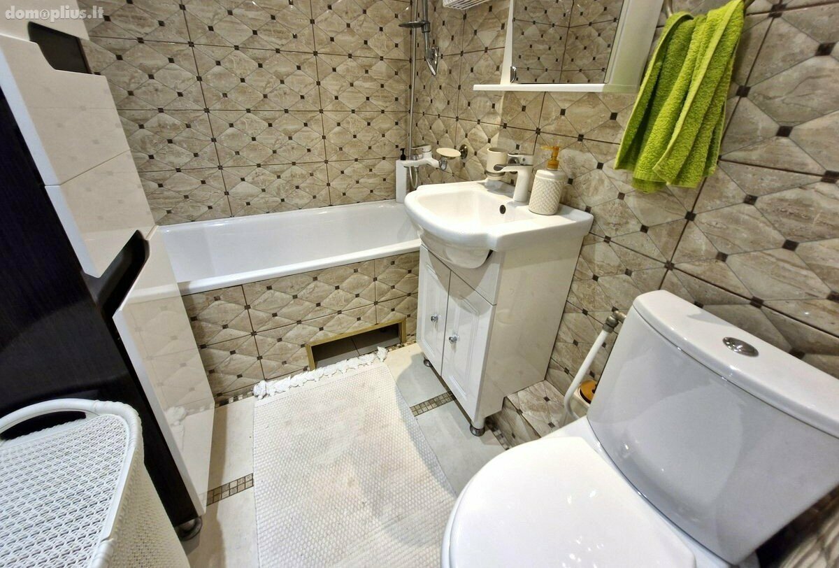 Продается 3 комнатная квартира Klaipėdoje, Vingio, Šilutės pl.