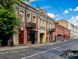 4 kambarių butas Vilniuje, Senamiestyje, Trakų g.