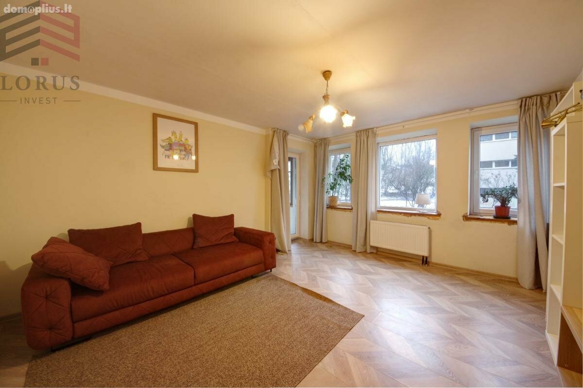 Parduodamas 3 kambarių butas Vilniuje, Naujininkuose, Panevėžio g.