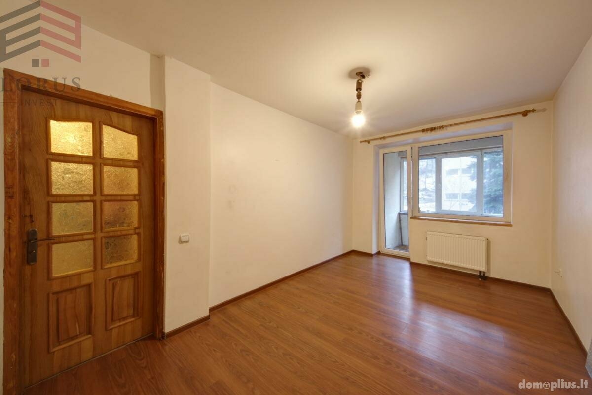 Parduodamas 3 kambarių butas Vilniuje, Naujininkuose, Panevėžio g.