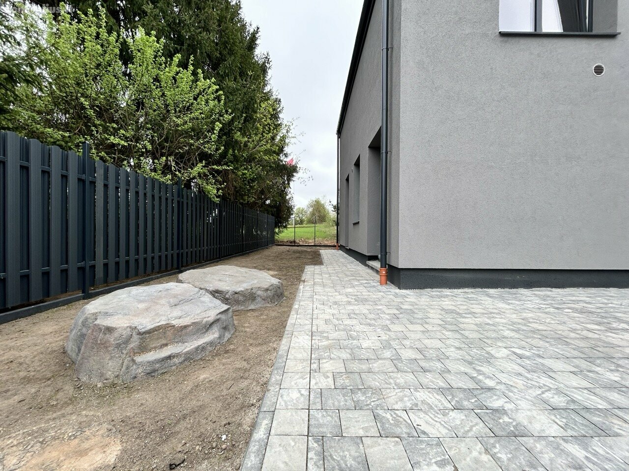 Parduodamas 4 kambarių butas Vilniuje, Santariškėse, Markiškių g.