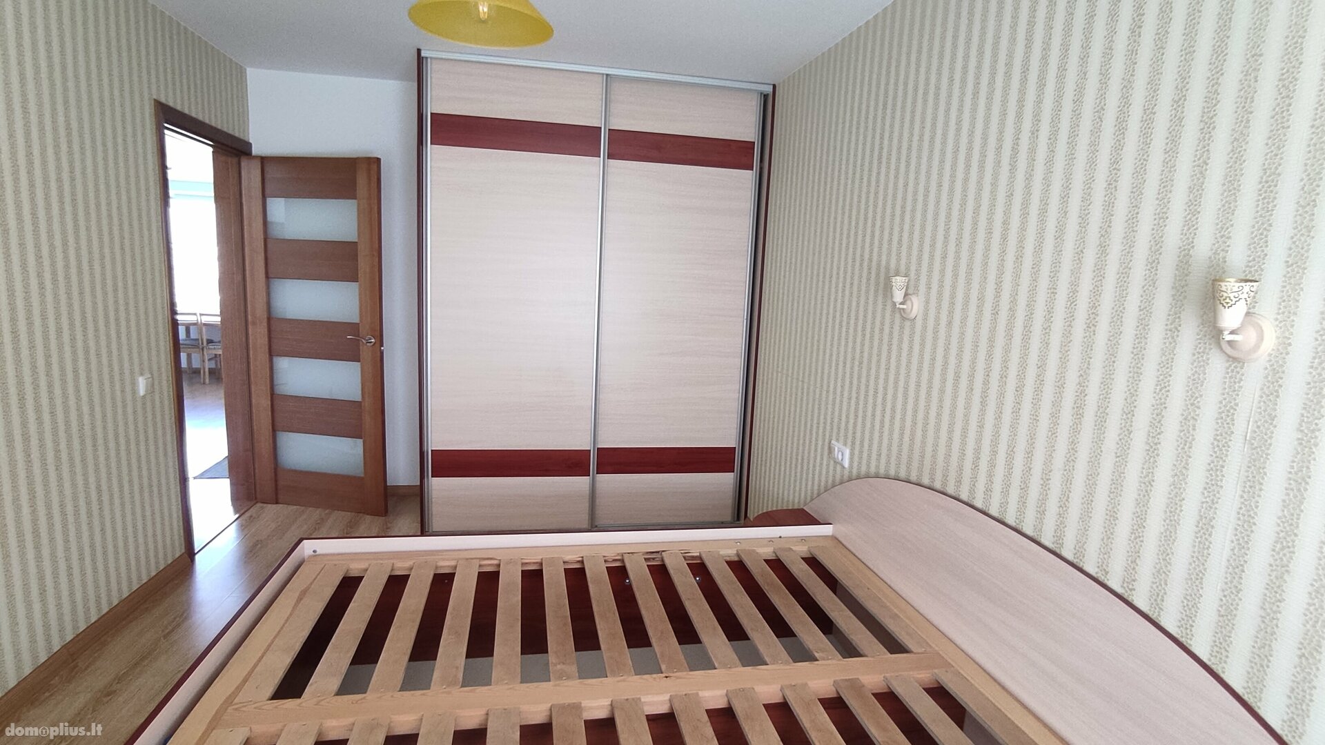Parduodamas 2 kambarių butas Pasvalio rajono sav., Mikoliškyje, Taikos g.