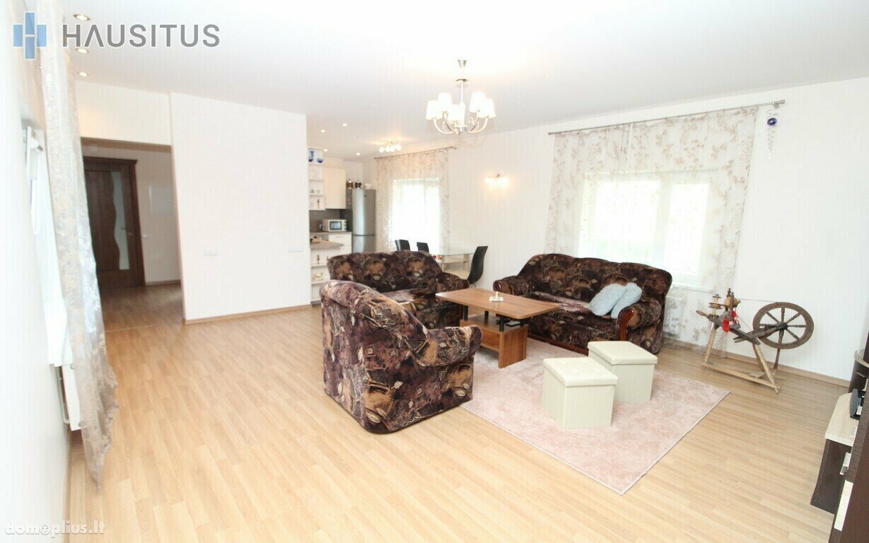 Parduodamas 3 kambarių butas Panevėžyje, Pilėnuose, Ramygalos g.