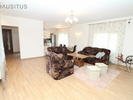 Parduodamas 3 kambarių butas Panevėžyje, Pilėnuose, Ramygalos g.