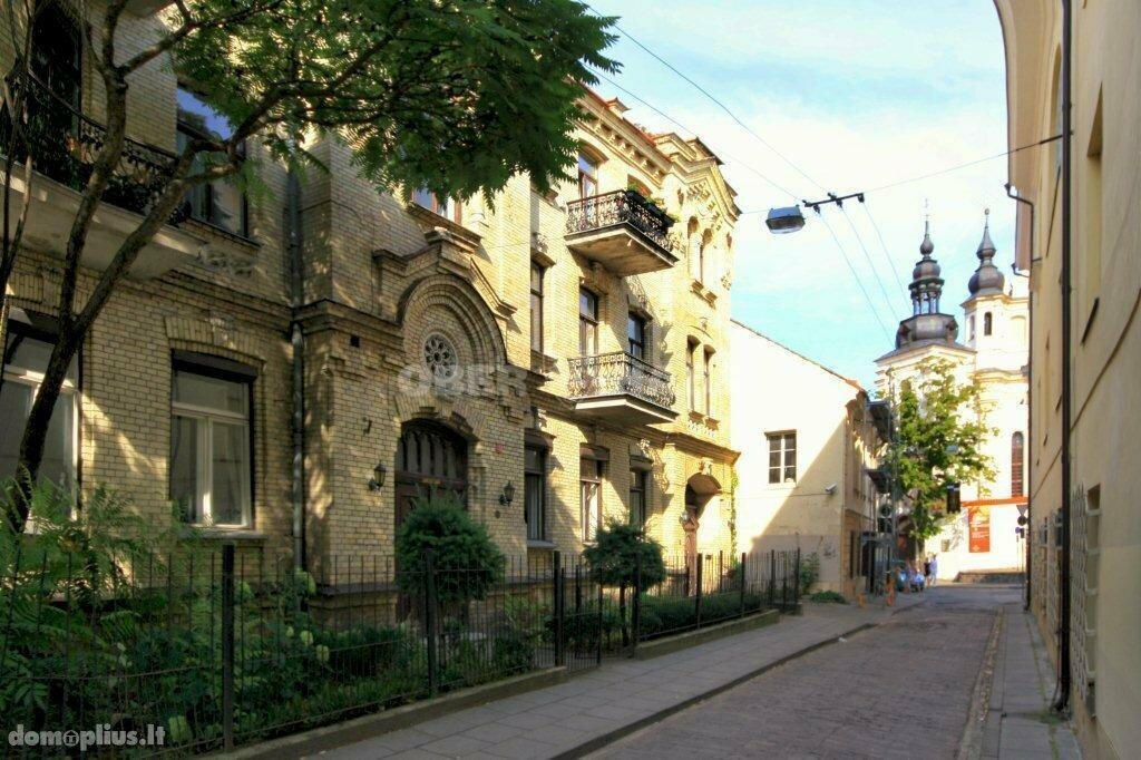 5 kambarių buto nuoma Vilniuje, Senamiestyje, Šv. Mykolo g.