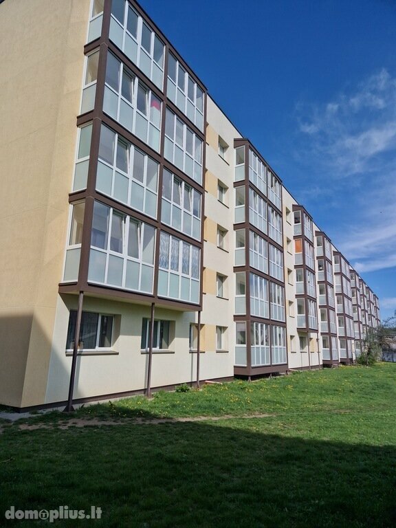 Parduodamas 2 kambarių butas Utenos rajono sav., Utenoje, Vaižganto g.