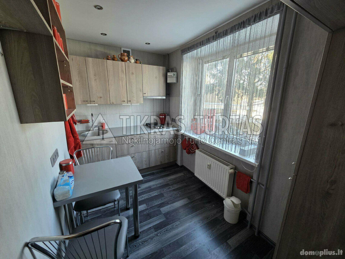 Parduodamas 3 kambarių butas Klaipėdoje, Debrecene, Debreceno g.