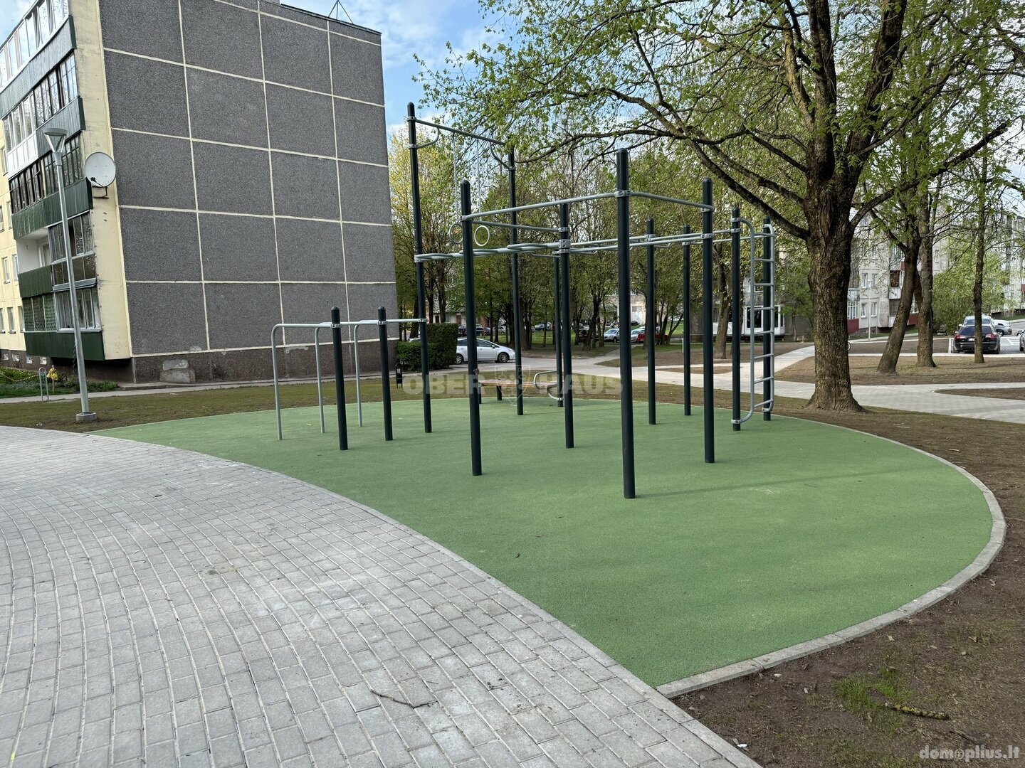 Parduodamas 2 kambarių butas Šiauliuose, Lieporiuose, Tilžės g.