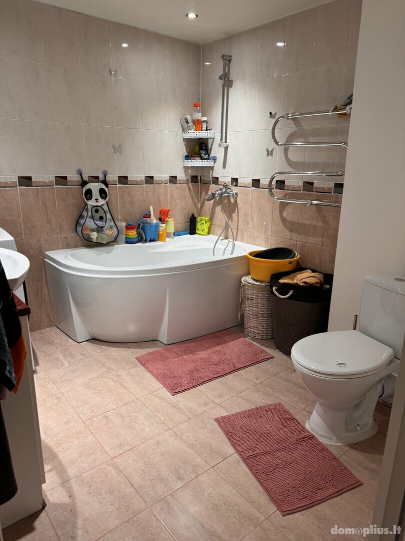Продается 4 комнатная квартира Šiauliuose, Gytaruose, Gegužių g.