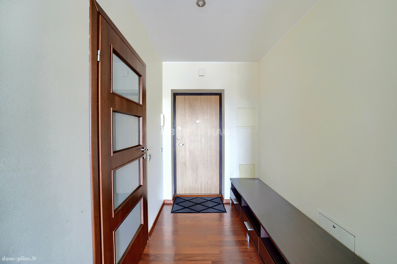 Продается 2 комнатная квартира Vilniuje, Visoriuose, Bajorų kel.