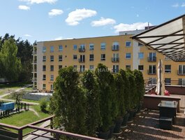 Parduodamas 4 kambarių butas Vilniuje, Lazdynėliuose, Jonažolių g.