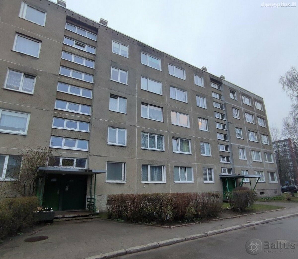 Parduodamas 2 kambarių butas Klaipėdoje, Debrecene, Debreceno g.