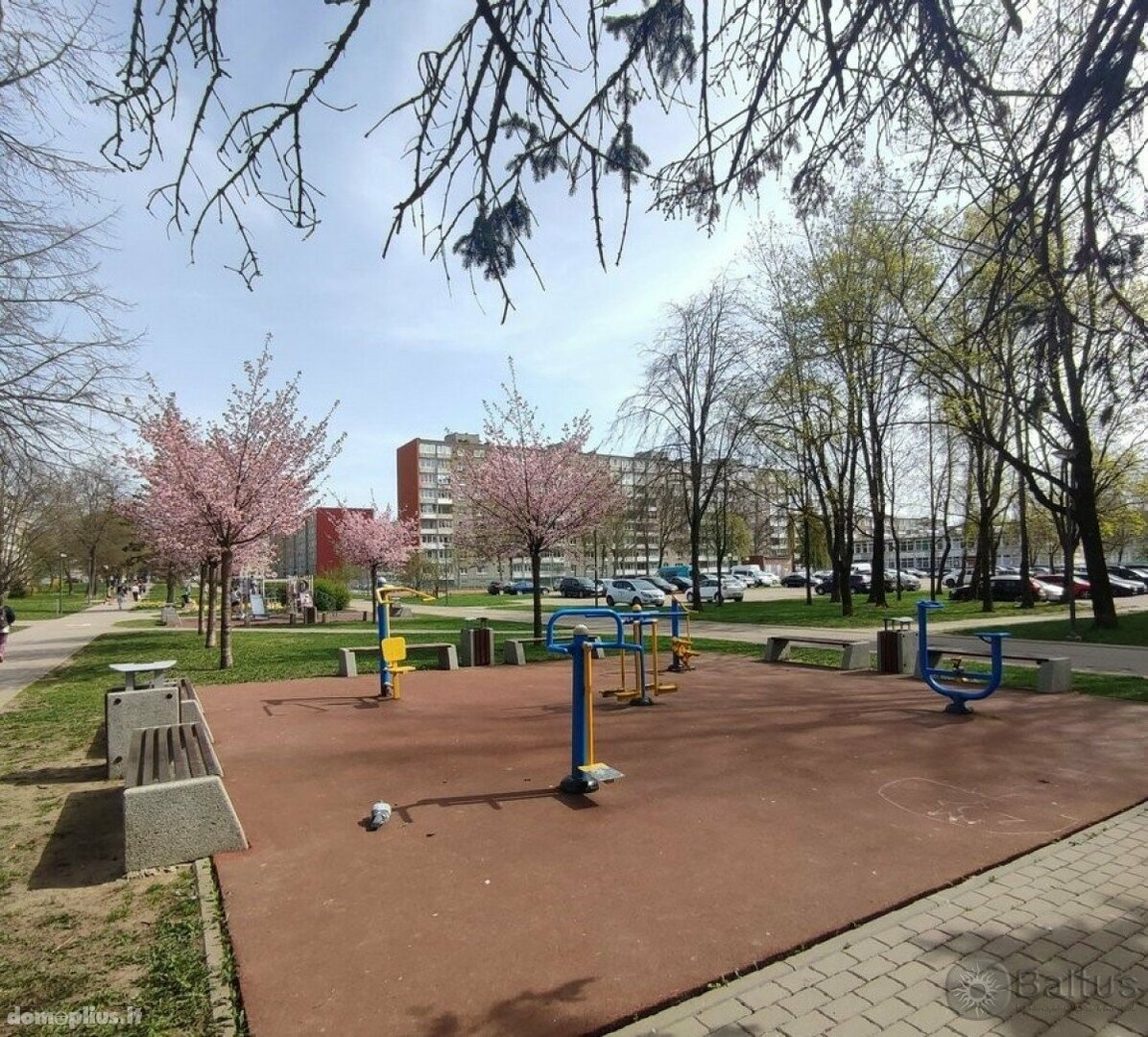 Parduodamas 2 kambarių butas Klaipėdoje, Debrecene, Debreceno g.