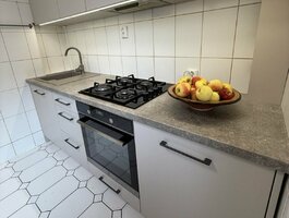 Parduodamas 3 kambarių butas Klaipėdoje, Bandužiuose, Kuncų g.