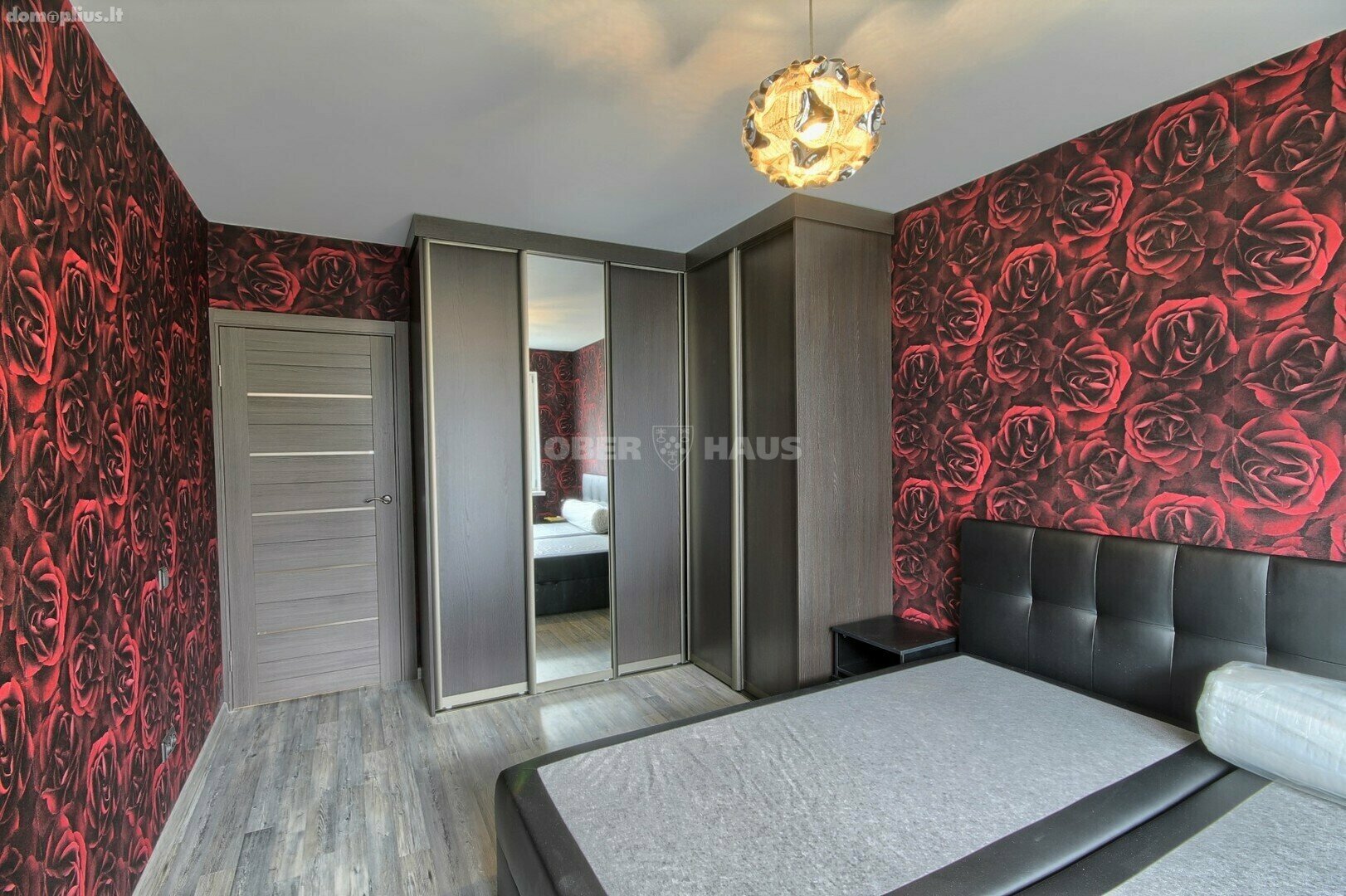 Parduodamas 3 kambarių butas Šiauliuose, Lieporiuose, Krymo g.