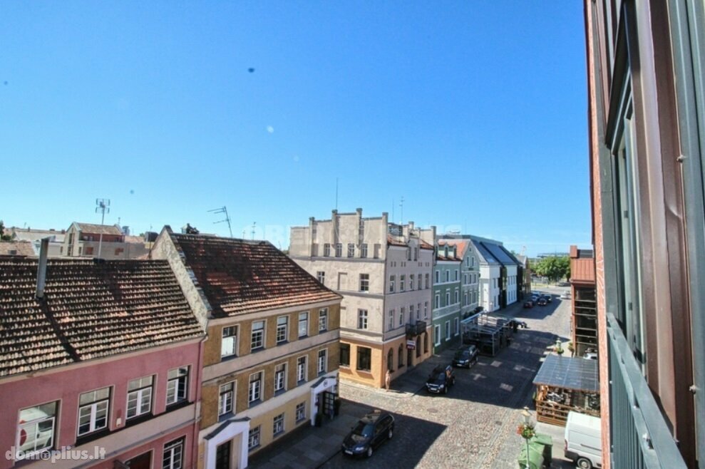 Parduodamas 2 kambarių butas Klaipėdoje, Senamiestyje, Žvejų g.