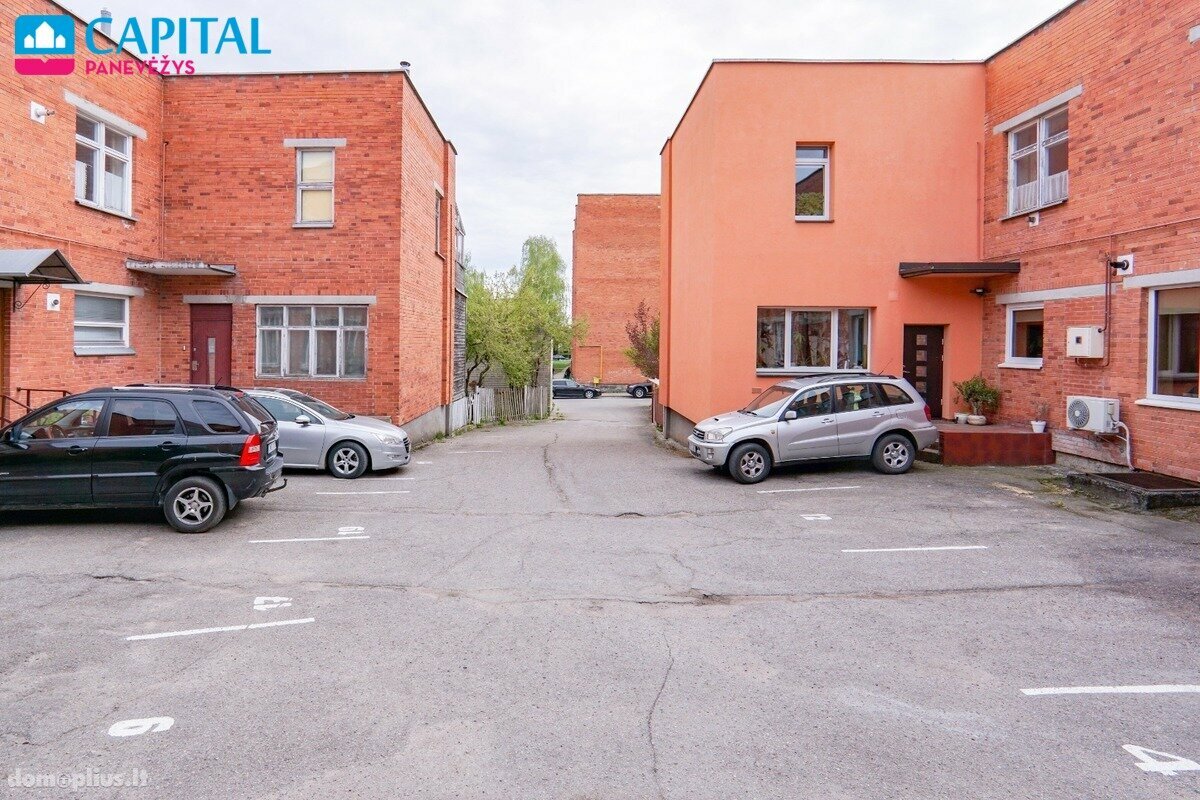 Parduodamas 3 kambarių butas Panevėžyje, Žemaičiuose, Staniūnų g.