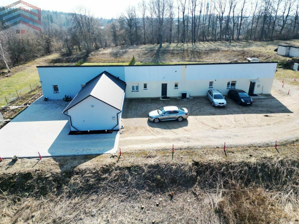 Parduodamas 6 kambarių butas Vilniaus rajono sav., Vėliučionyse, Liepų al.