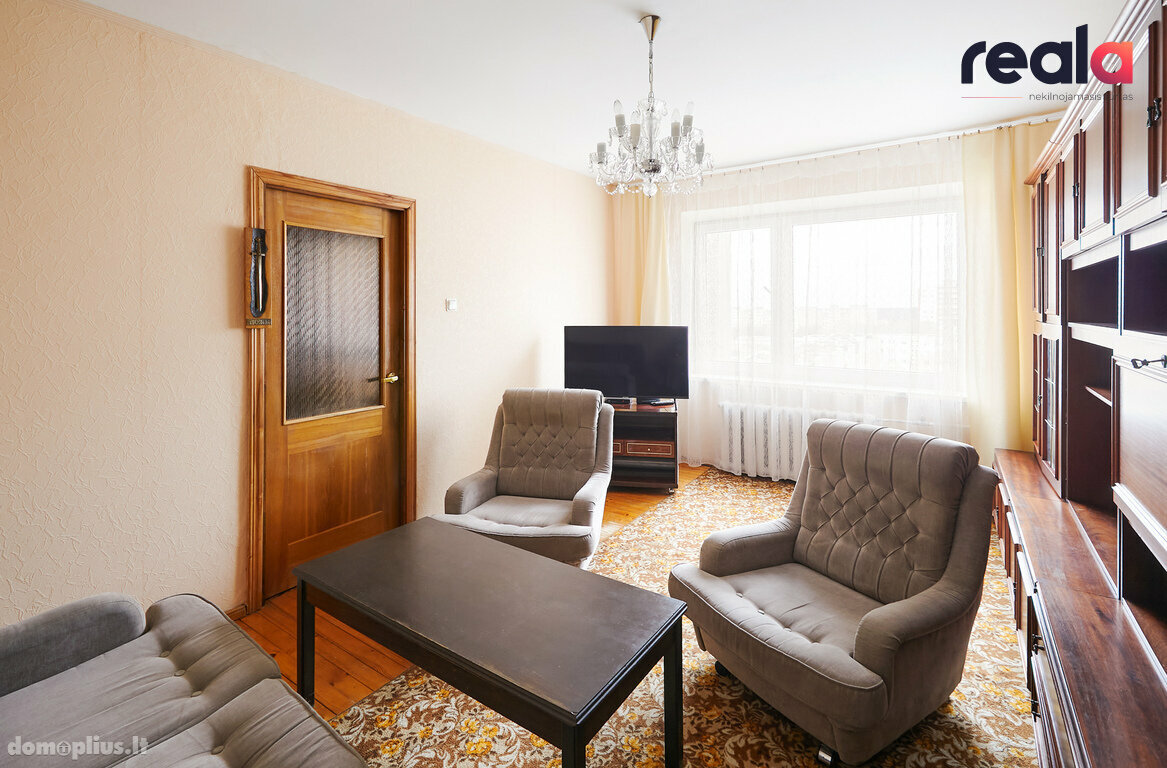 Parduodamas 2 kambarių butas Kaune, Eiguliuose, S. Žukausko g.