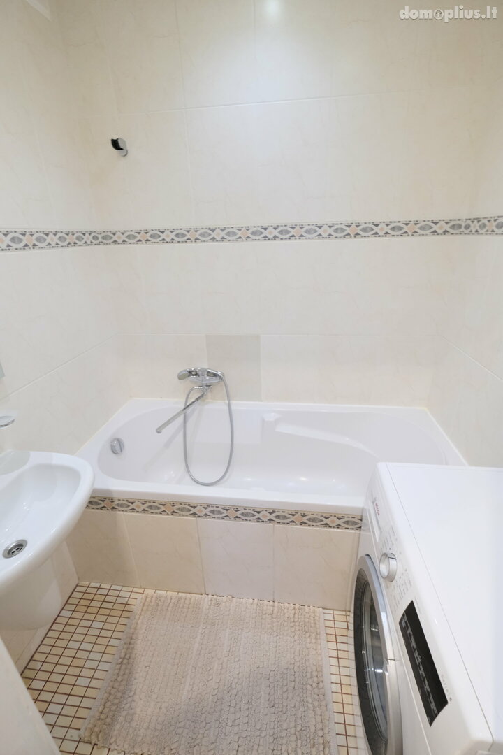 2 kambarių buto nuoma Vilniuje, Pašilaičiuose, Žemynos g.