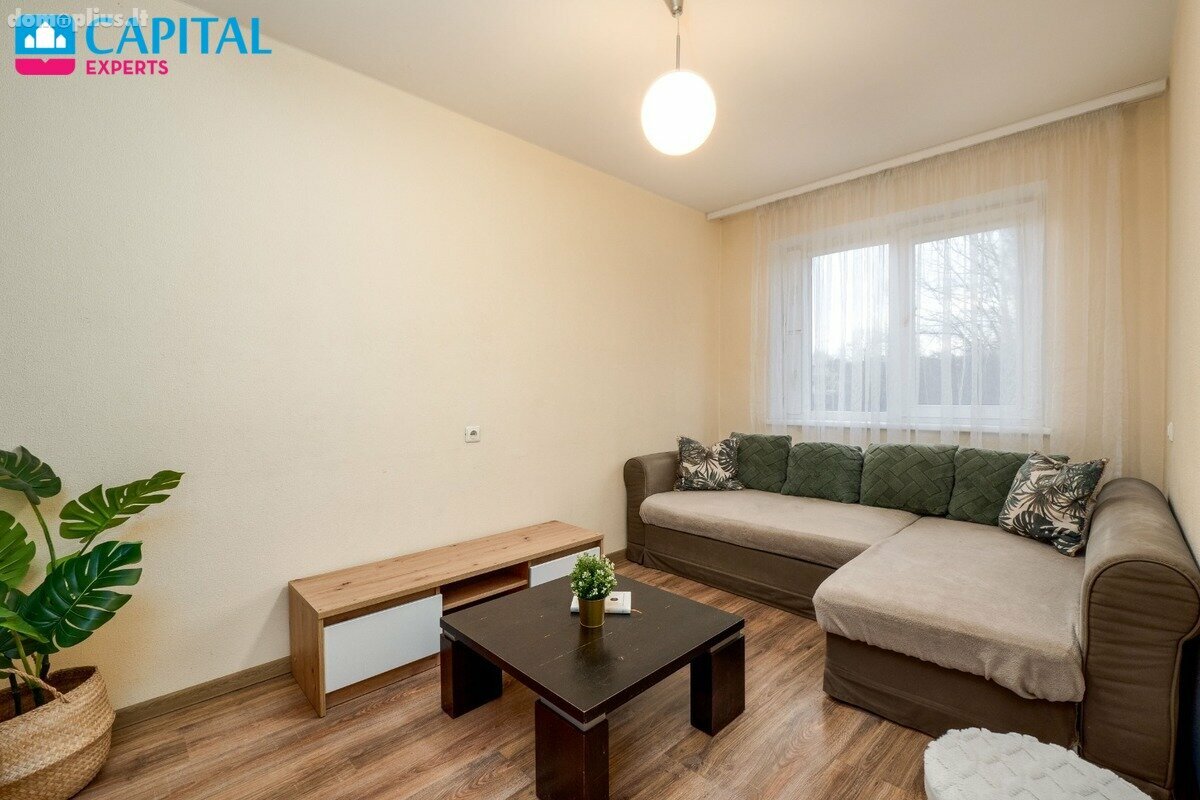 2 rooms apartment for sell Vilniuje, Žirmūnuose, Apkasų g.