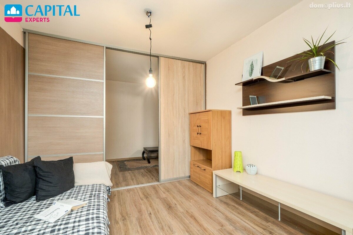 2 rooms apartment for sell Vilniuje, Žirmūnuose, Apkasų g.