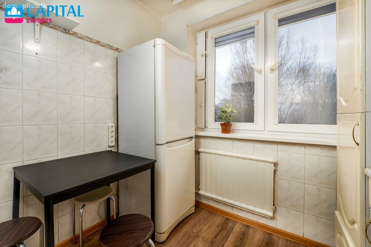 2 rooms apartment for sell Vilniuje, Žirmūnuose, Apkasų g.