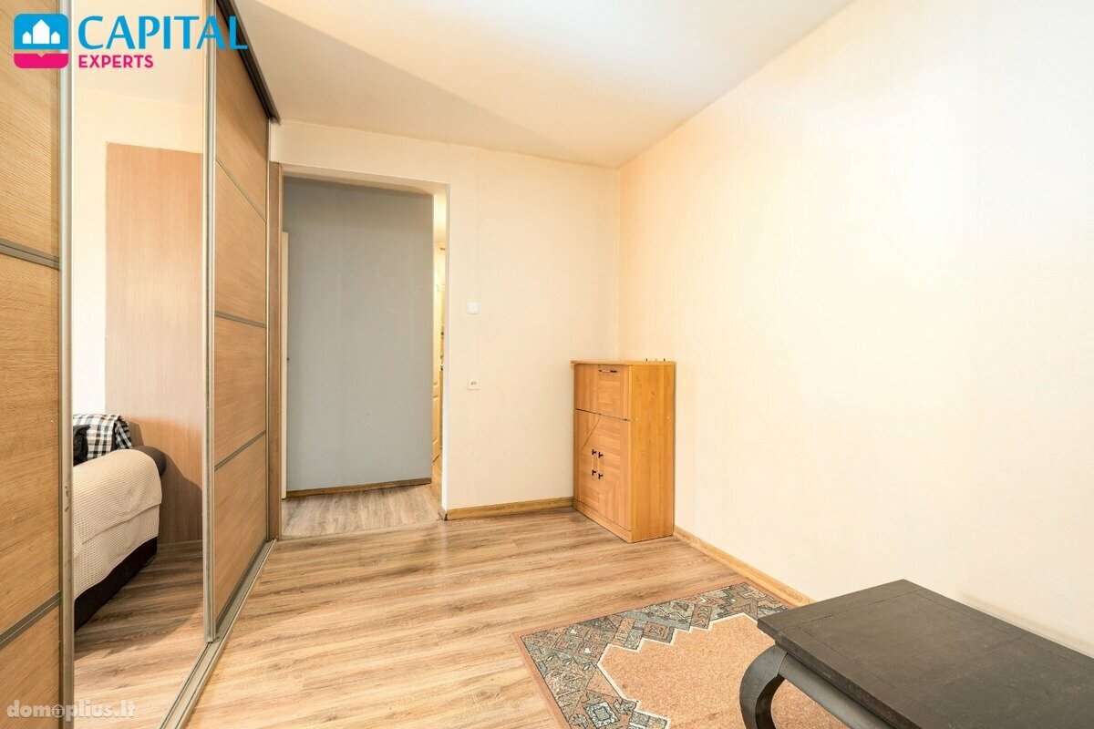 2 rooms apartment for sell Vilniuje, Žirmūnuose, Apkasų g.