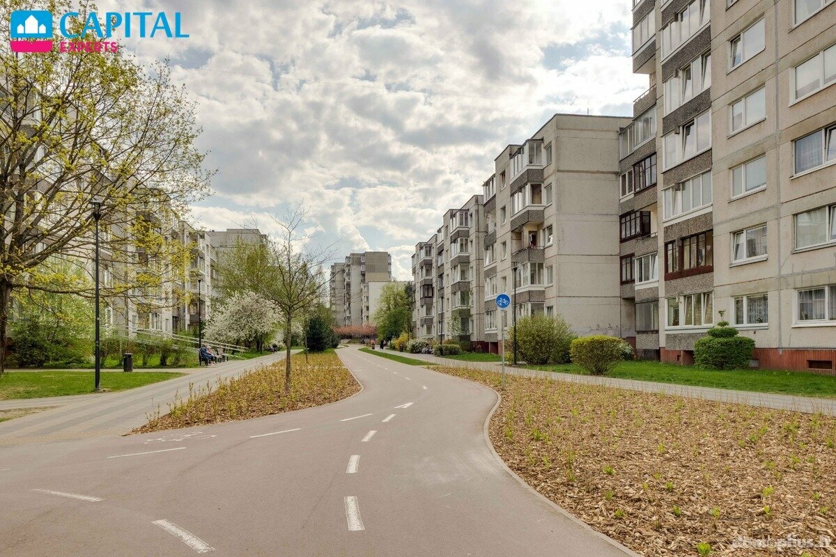 2 rooms apartment for rent Vilniuje, Šeškinėje, Šeškinės g.
