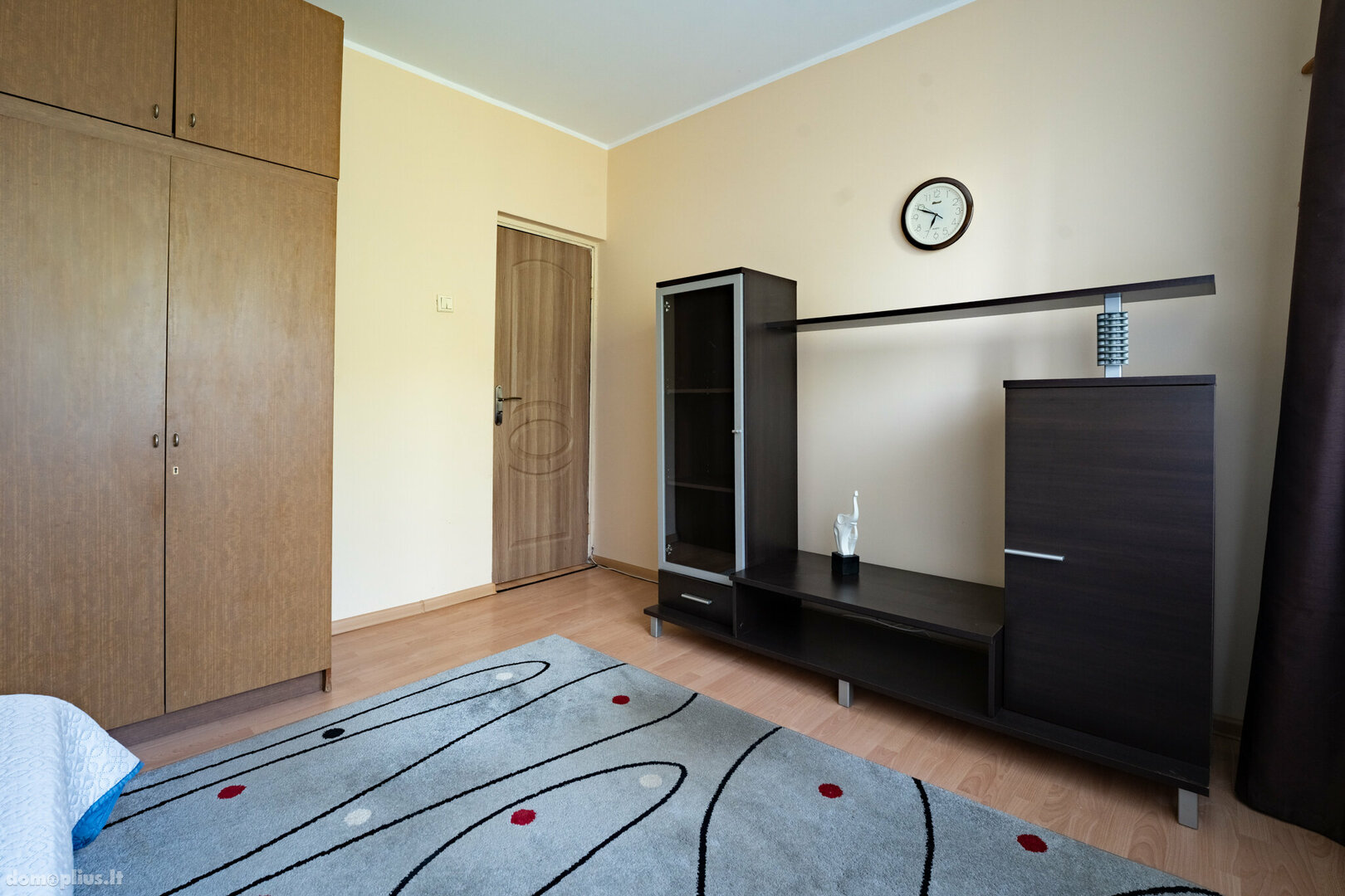 Parduodamas 3 kambarių butas Vilniuje, Šeškinėje, Laisvės pr.