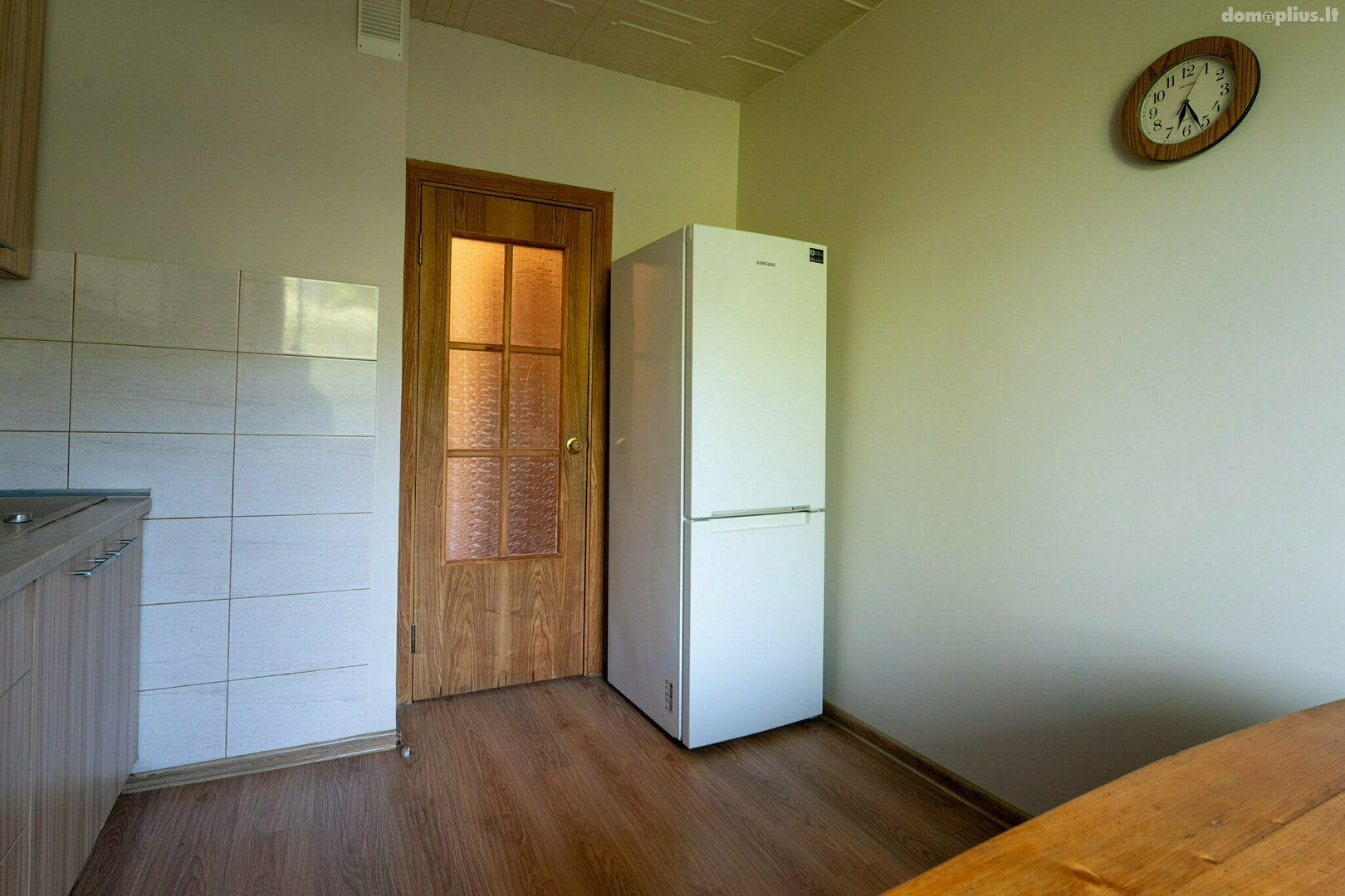 Parduodamas 3 kambarių butas Vilniuje, Šeškinėje, Laisvės pr.