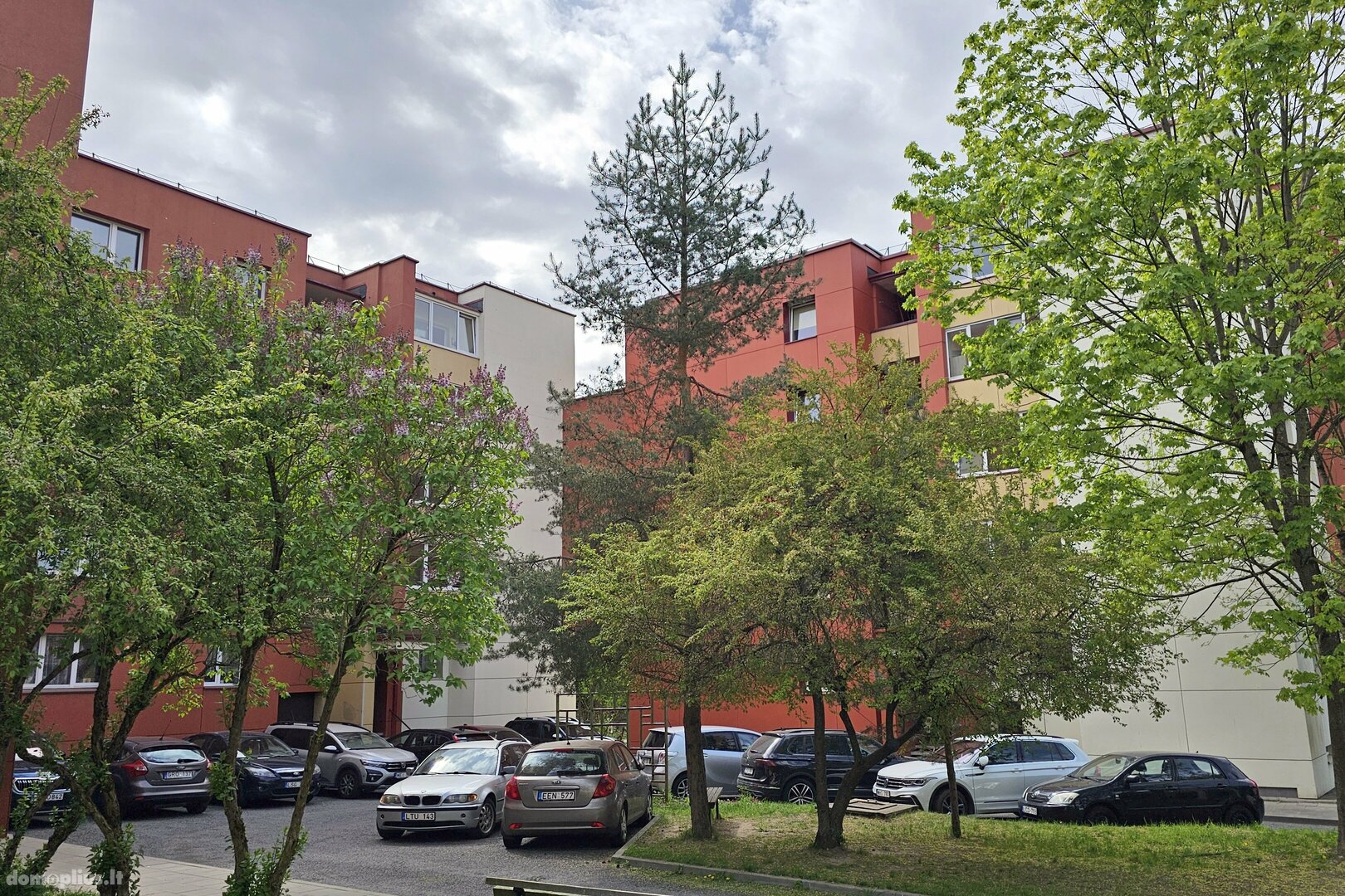 2 rooms apartment for sell Vilniuje, Antakalnyje, V. Grybo g.
