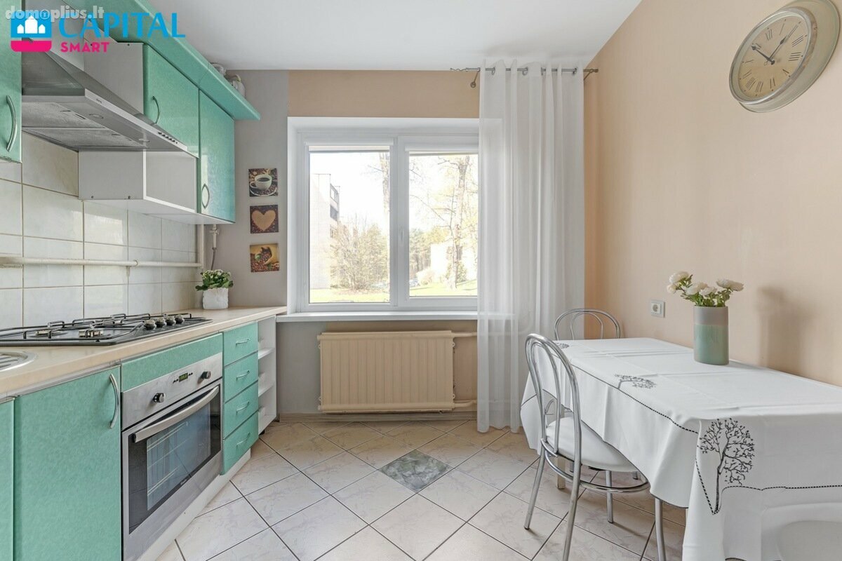 4 kambarių buto nuoma Vilniuje, Salininkuose, Vaikų g.