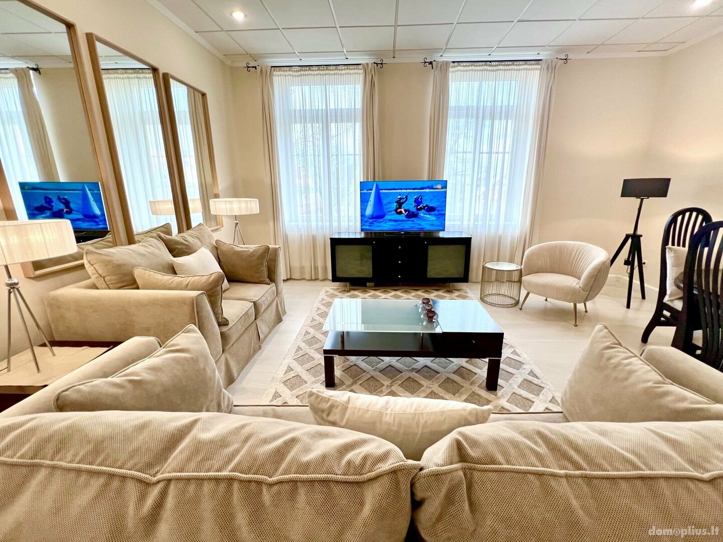 2 rooms apartment for rent Klaipėdoje, Senamiestyje, Tiltų g.