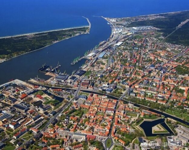 2 kambarių buto nuoma Klaipėdoje, Senamiestyje, Tiltų g.