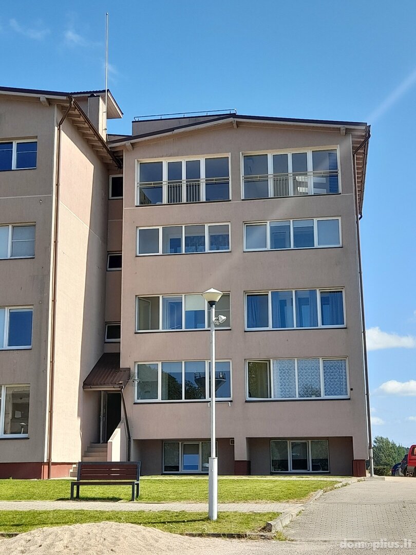 Parduodamas 1 kambario butas Šventojoje, Mokyklos g.