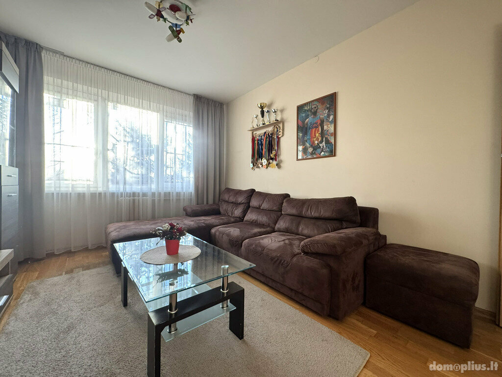 Parduodamas 3 kambarių butas Šiauliuose, Lieporiuose, Sevastopolio g.