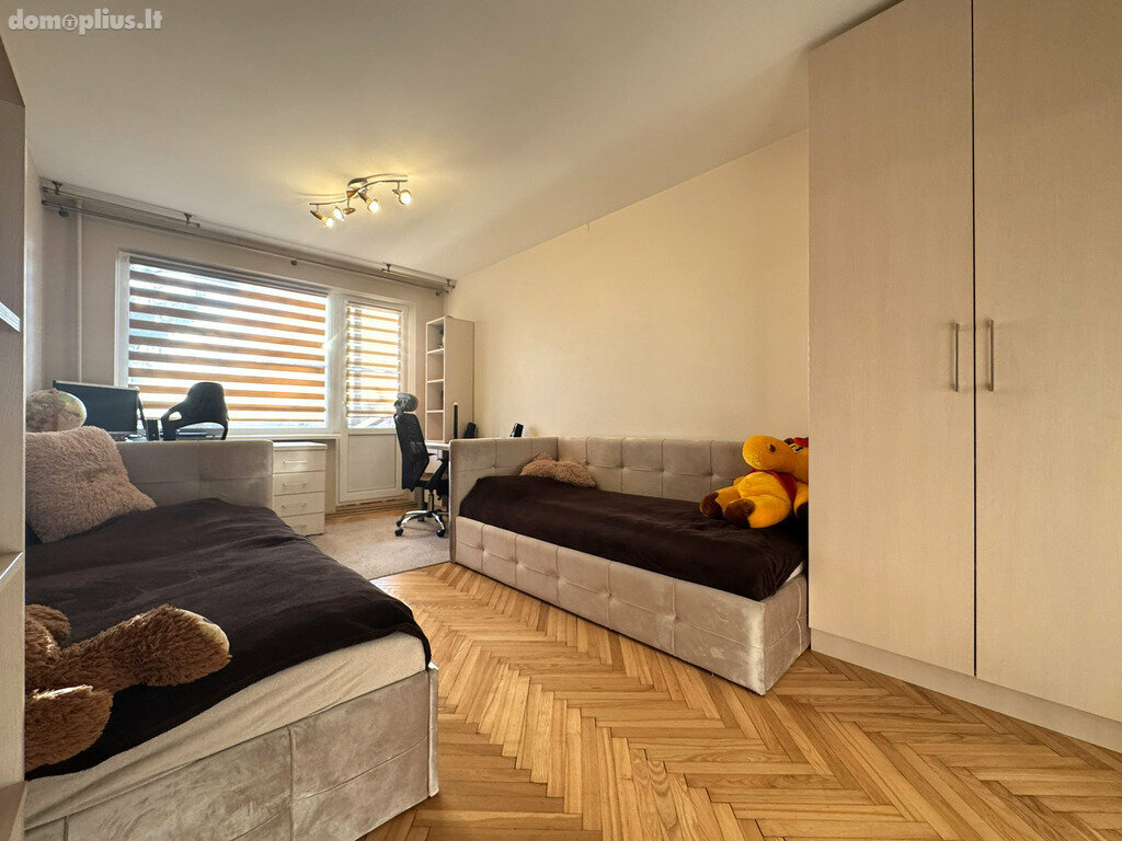 Parduodamas 3 kambarių butas Šiauliuose, Lieporiuose, Sevastopolio g.