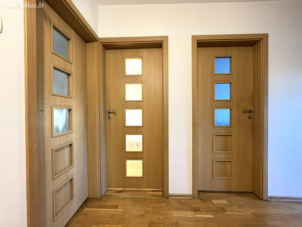 Parduodamas 3 kambarių butas Šiauliuose, Lieporiuose, Sevastopolio g.