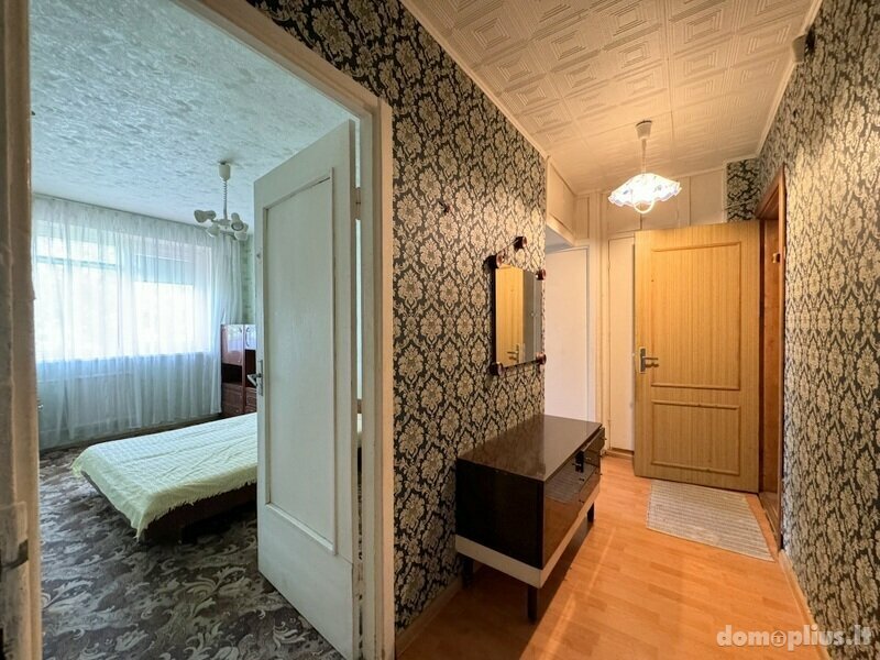 Parduodamas 4 kambarių butas Šiauliuose, Lieporiuose, Lieporių g.