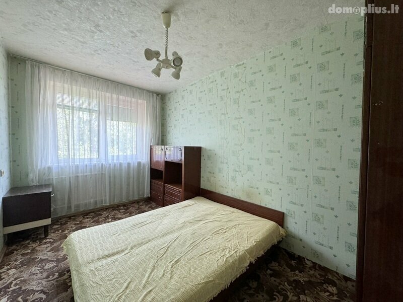 Parduodamas 4 kambarių butas Šiauliuose, Lieporiuose, Lieporių g.