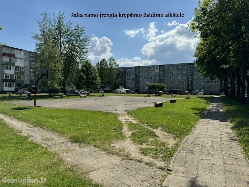 Parduodamas 4 kambarių butas Šiauliuose, Lieporiuose, Lieporių g.