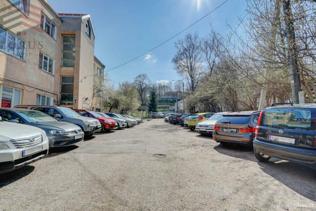 Parduodamas 2 kambarių butas Vilniuje, Užupyje, Paupio g.