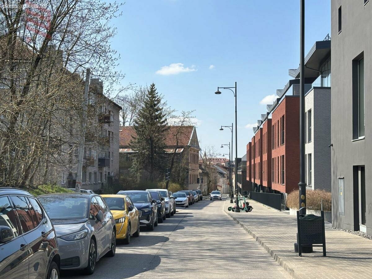 Продается 2 комнатная квартира Vilniuje, Užupyje, Paupio g.