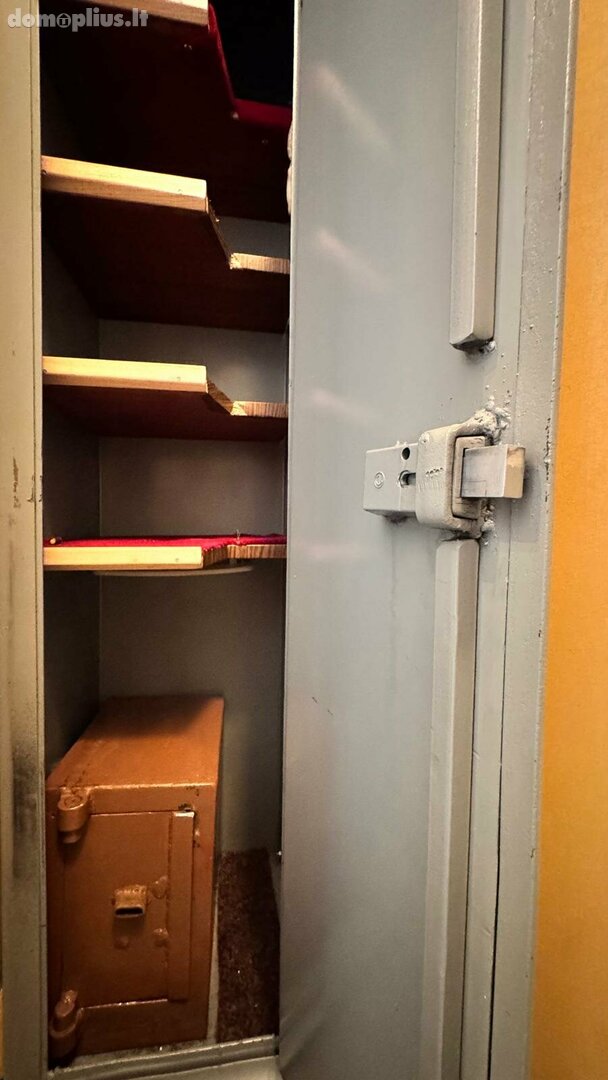 Parduodamas 3 kambarių butas Vilniuje, Šeškinėje, Paberžės g.