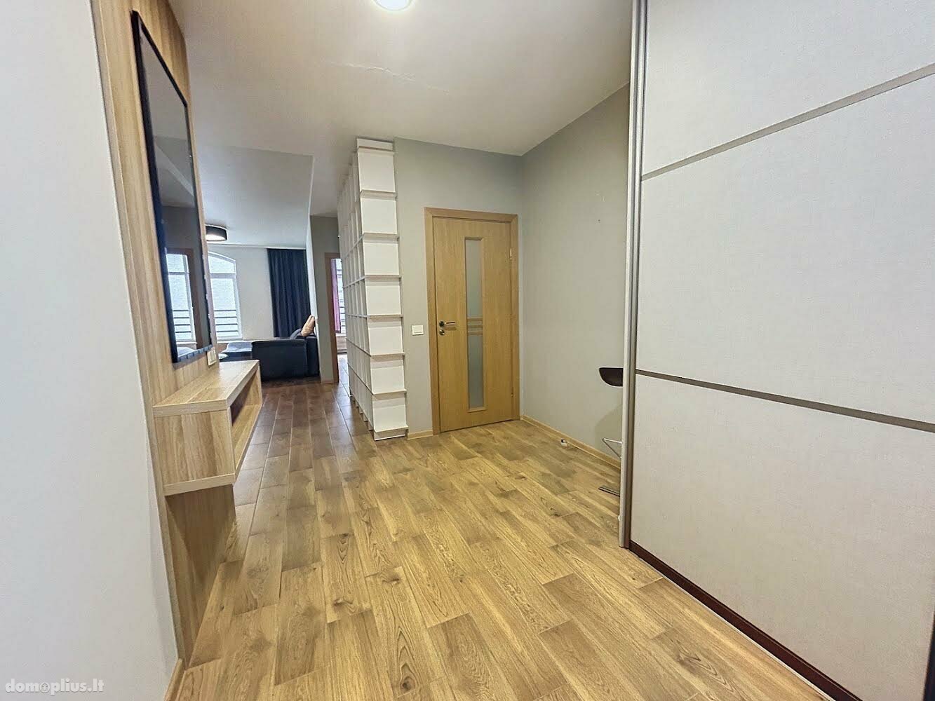 2 rooms apartment for rent Vilniuje, Šnipiškėse, Šeimyniškių g.