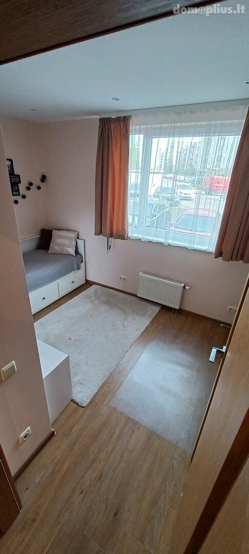 Parduodamas 3 kambarių butas Vilniuje, Pilaitėje, Karaliaučiaus g.