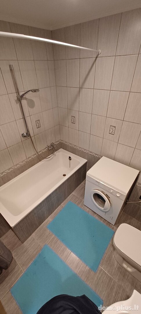 Parduodamas 3 kambarių butas Vilniuje, Pilaitėje, Karaliaučiaus g.